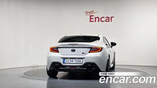 Toyota 86 GR86 — Фото автомобиля 4