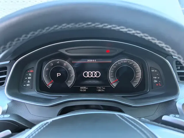 Audi A7L — Фото автомобиля 9