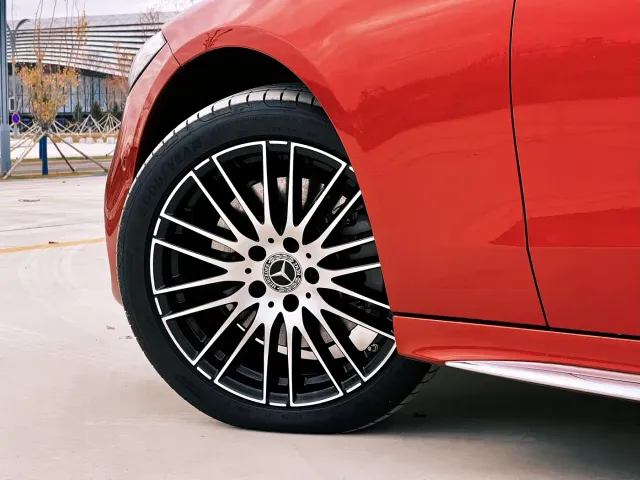 Mercedes-Benz C-Class — Фото автомобиля 13