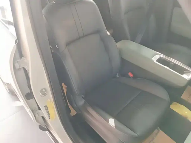 Baojun Yep Plus — Фото автомобиля 24