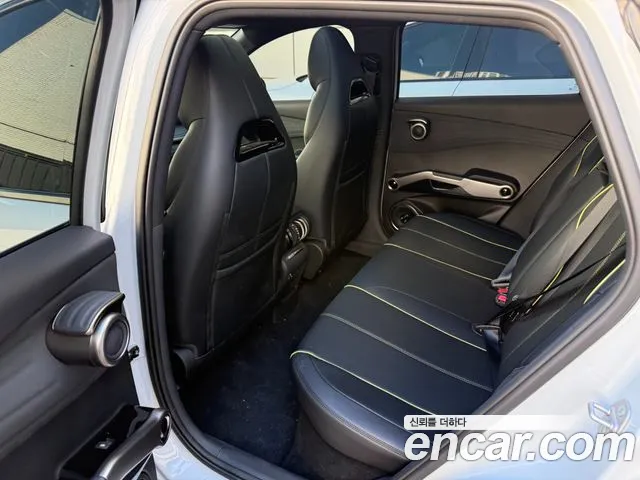 BYD Atto 3 — Фото автомобиля 9