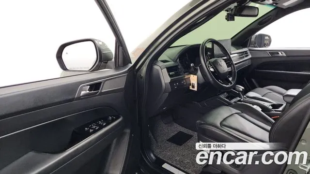 KG_Mobility_Ssangyong Rexton Новый Rexton Sport Khan Дизель 2.2 4WD — Фото автомобиля 10