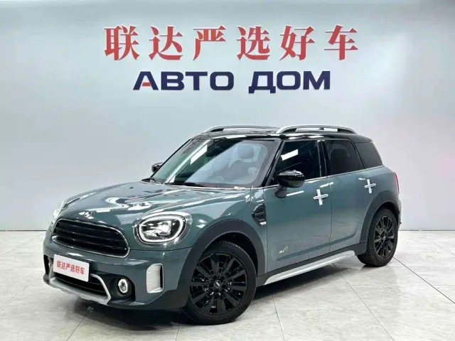 Фотография автомобиля — MINI COUNTRYMAN