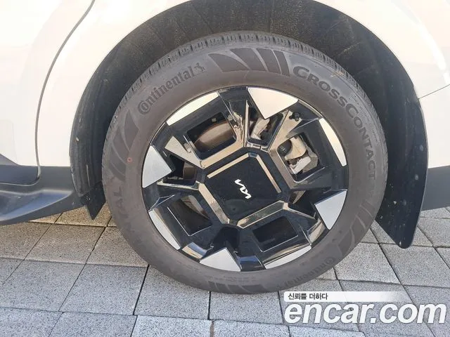 Kia Carnival Generation 4 — Фото автомобиля 11