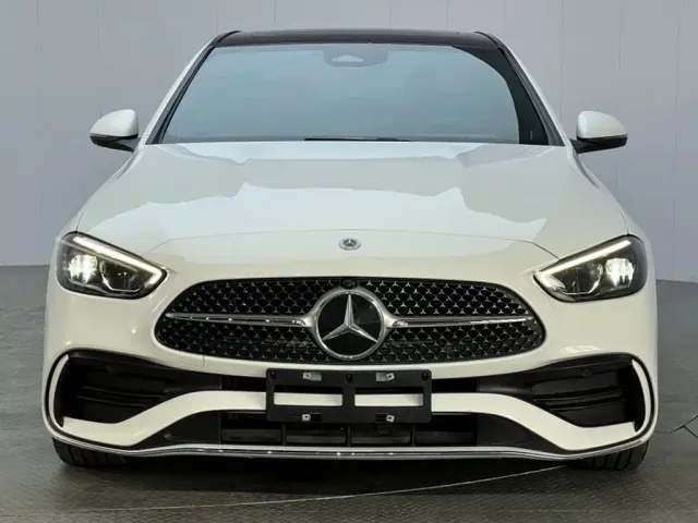 Mercedes-Benz C-Class — Фото автомобиля 7