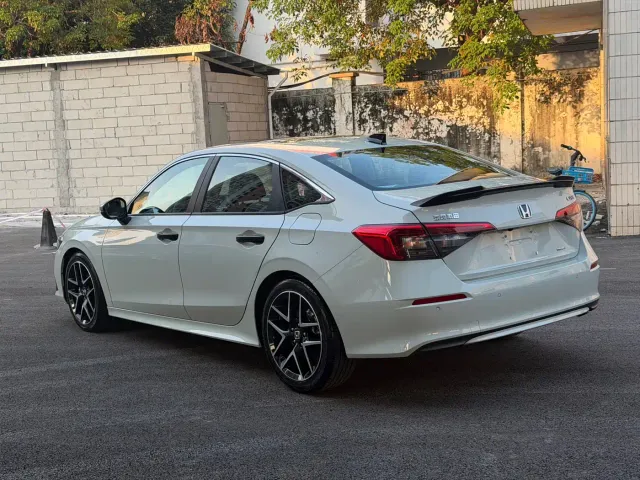 Honda Civic — Фото автомобиля 12
