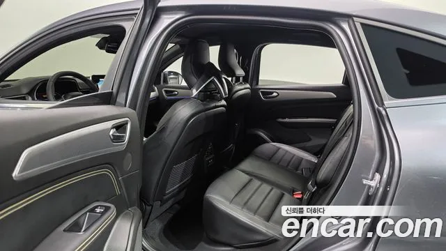 Renault Korea Arkana — Фото автомобиля 17