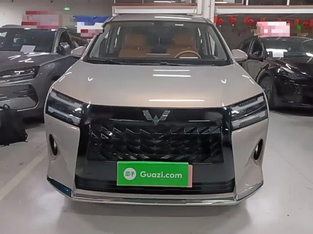 Wuling Starlight 730 — Фото автомобиля 2