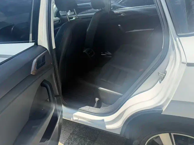 Volkswagen Tharu — Фото автомобиля 4