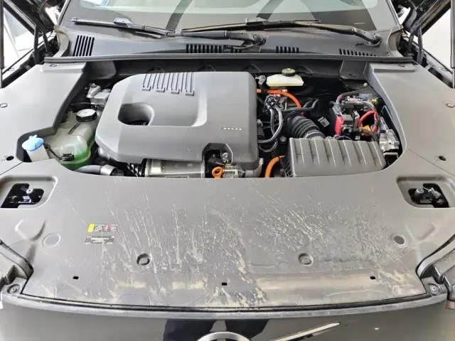 Volvo XC70 Plug-in Hybrid — Фото автомобиля 10