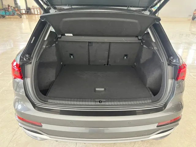 Audi Q3 — Фото автомобиля 14