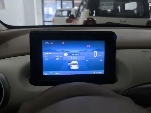 Wuling Hongguang Mini EV — Фото автомобиля 11