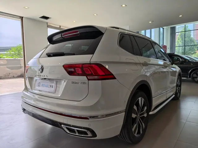 Volkswagen Tiguan L 2024 Outstanding 330TSI Auto 2WD R-Line Dragon Glory Edition — Фото автомобиля 15