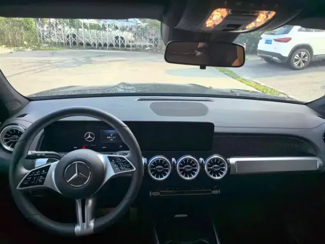 Mercedes-Benz GLB-Class — Фото автомобиля 6