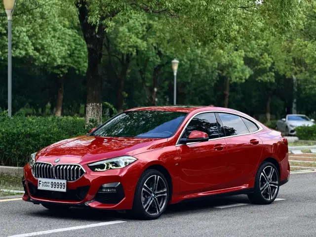 Фотография автомобиля — BMW 2 Series