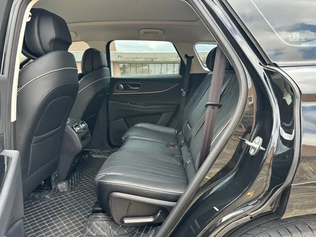 Chery Tiggo 9 — Фото автомобиля 14