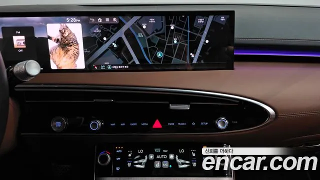 Genesis GV70 2.5T Бензин AWD — Фото автомобиля 9