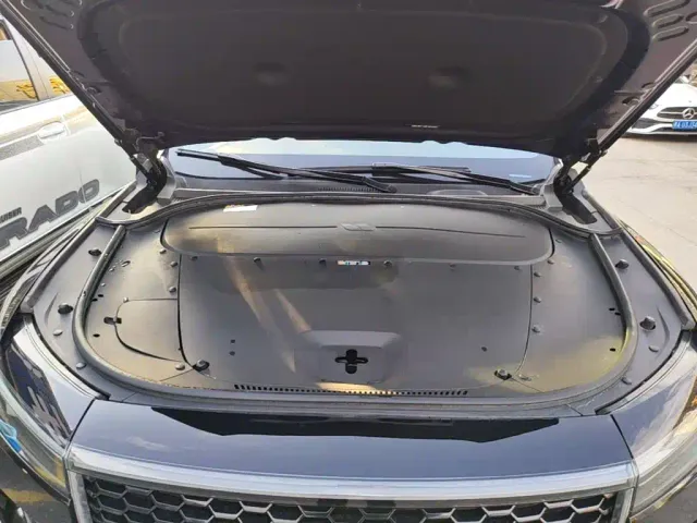 Li Auto ONE — Фото автомобиля 19