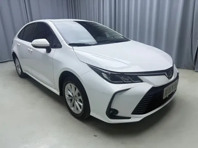 Toyota Corolla — Фото автомобиля 3