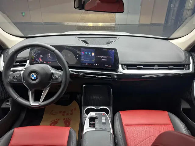 BMW X1 — Фото автомобиля 14