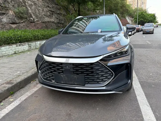 BYD Tang — Фото автомобиля 7