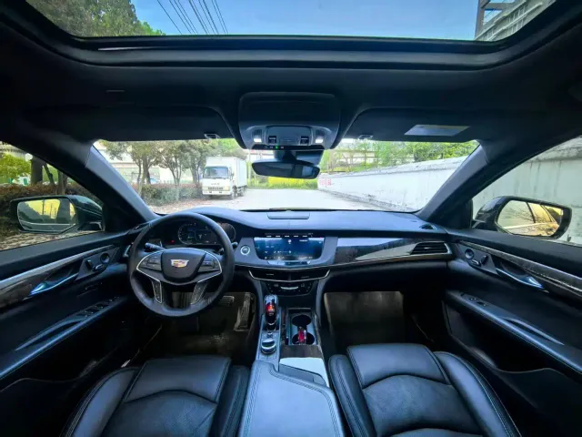 Cadillac CT6 — Фото автомобиля 8