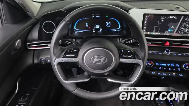 Hyundai AVANTE Новый Avante (CN7) — Фото автомобиля 20
