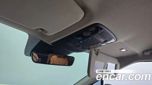 Kia Canival Carnival 4 поколение Бензин 9 мест Hi-Limousine — Фото автомобиля 17