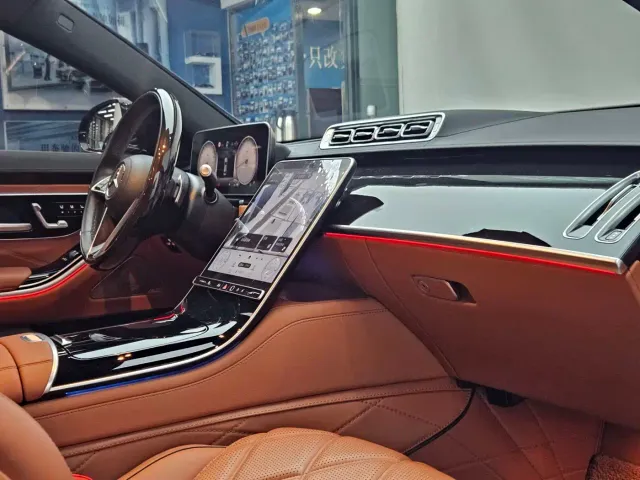 Mercedes-Benz Maybach S-Class — Фото автомобиля 11
