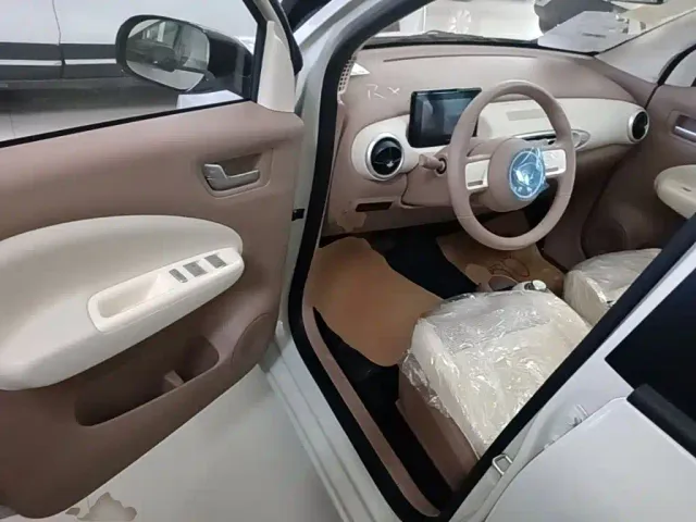 Wuling Hongguang Mini EV — Фото автомобиля 15