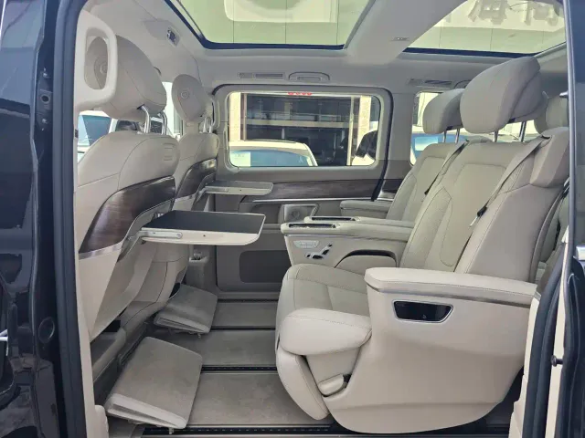 Mercedes-Benz V-Class — Фото автомобиля 10
