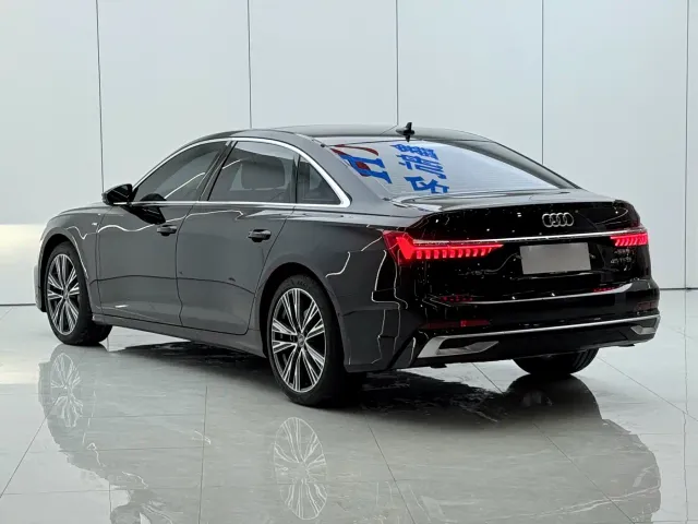 Audi A6L — Фото автомобиля 13