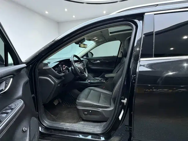 Buick Envision Plus — Фото автомобиля 13