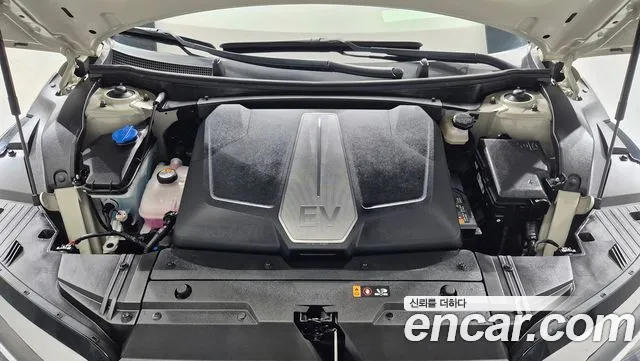 Kia EV6 — Фото автомобиля 19