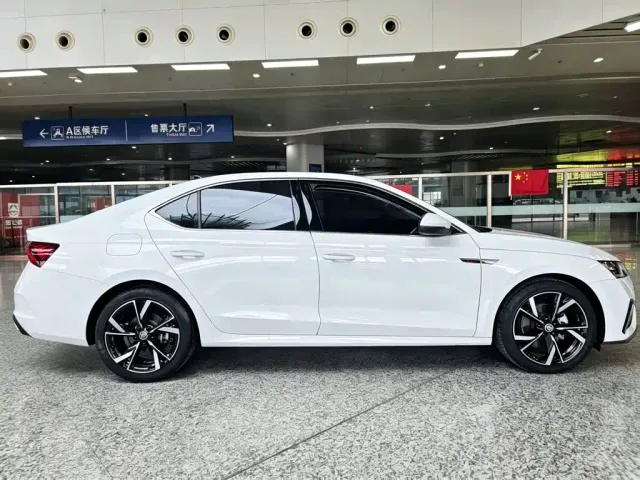 Skoda Octavia — Фото автомобиля 4