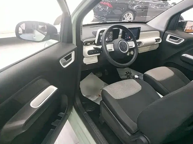 Wuling Hongguang Mini EV — Фото автомобиля 15