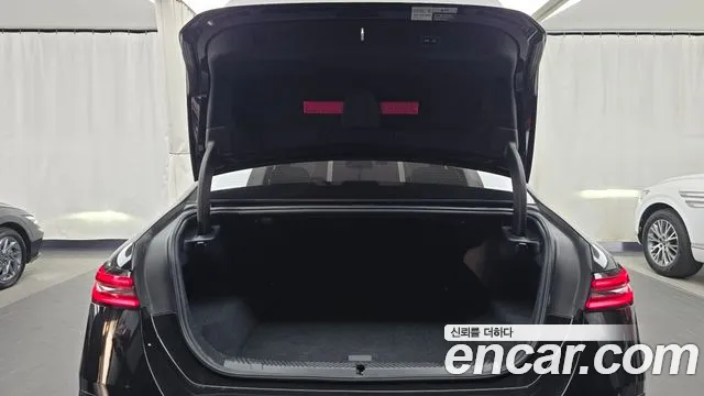 BMW i5 G60 — Фото автомобиля 24