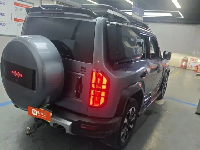 BYD FangChengBao Leopard 5 — Фото автомобиля 5