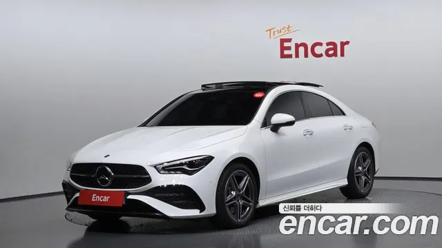 Фотография автомобиля — Mercedes-Benz CLA-Class