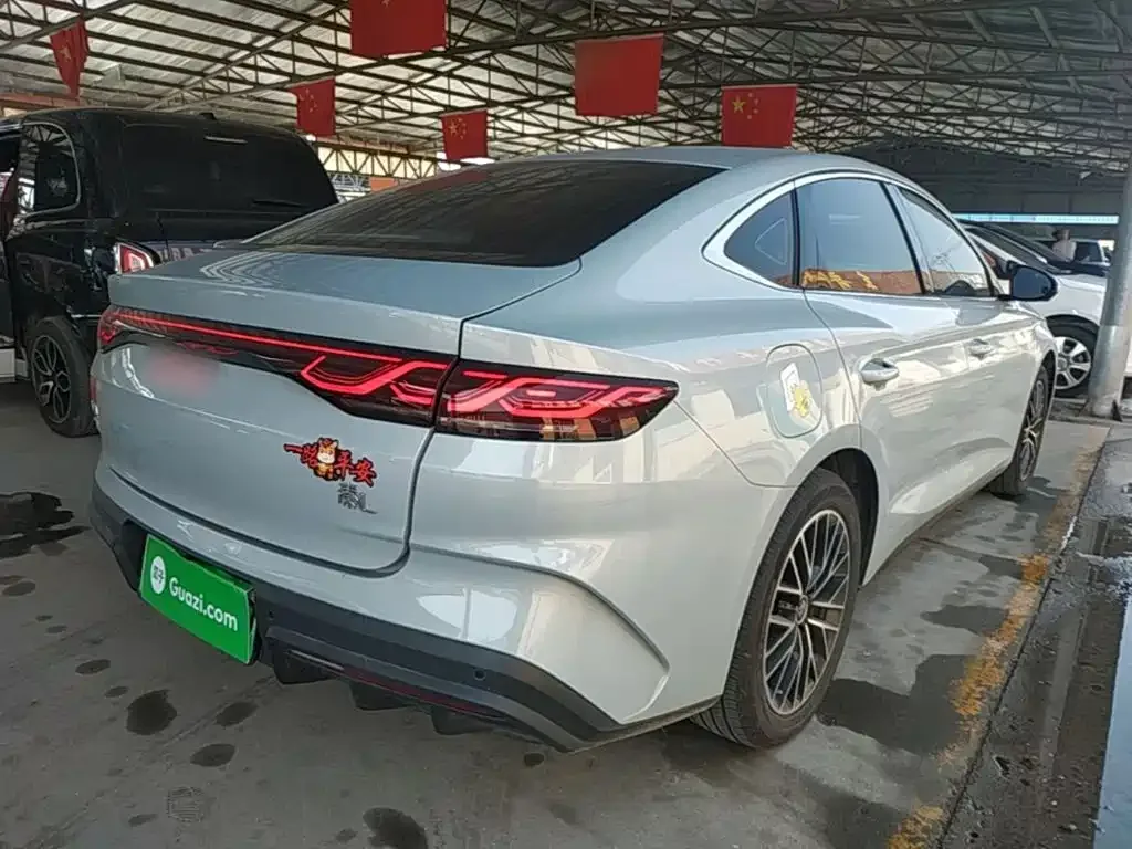 BYD Qin L 2024 DM-i 120KM Excellence Model — Фото автомобиля 6