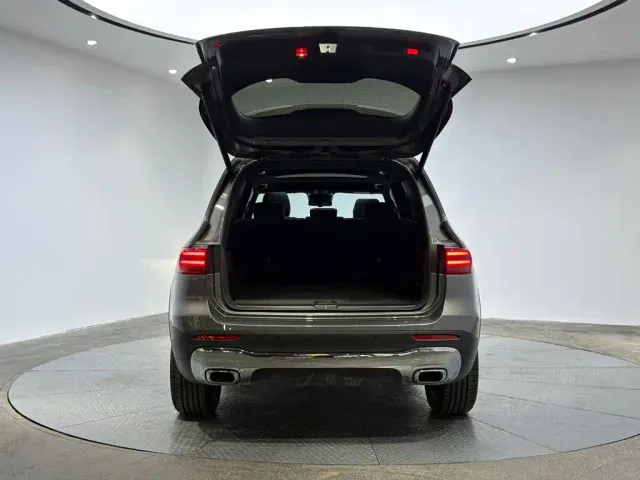 Mercedes-Benz GLB-Class — Фото автомобиля 8