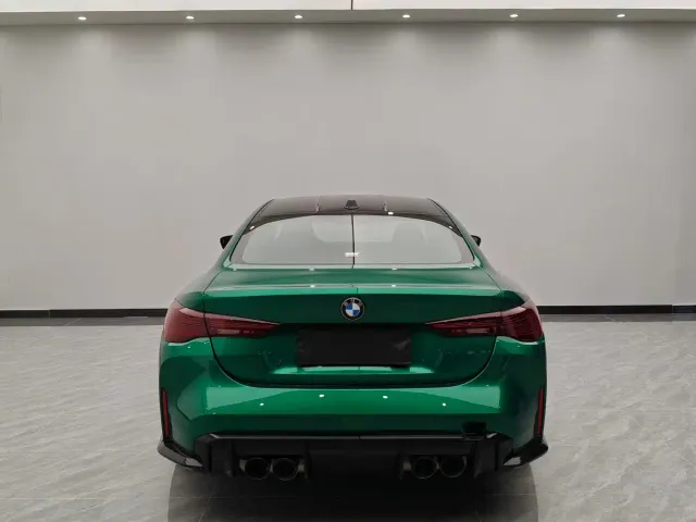 BMW M4 — Фото автомобиля 5