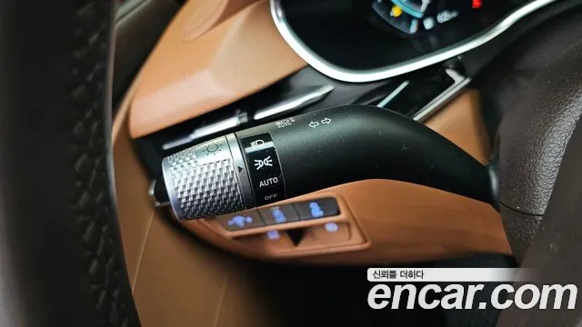 Genesis G80 Бензин 3.5 турбо AWD — Фото автомобиля 26