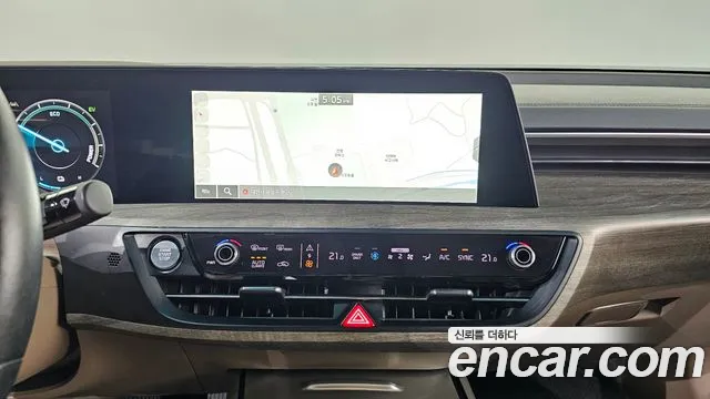 Kia K8 Hybrid — Фото автомобиля 19