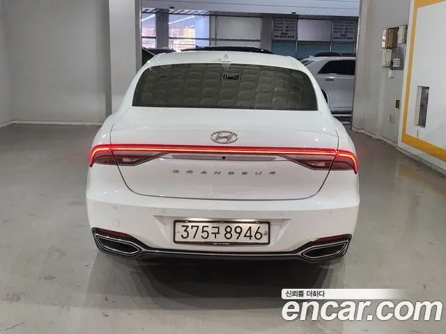 Hyundai Grandeur Новый Grandeur IG 3.0 LPi (Такси) — Фото автомобиля 4