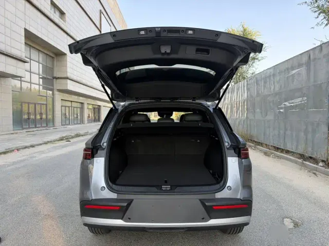 BYD Song Pro — Фото автомобиля 6