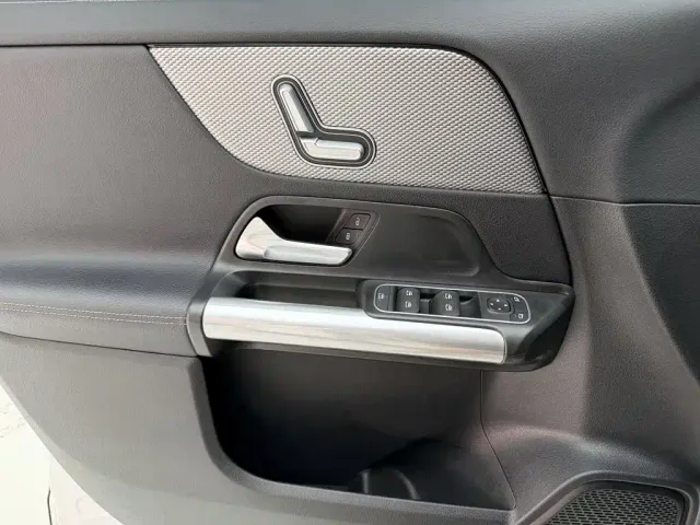 Mercedes-Benz GLA-Class — Фото автомобиля 15