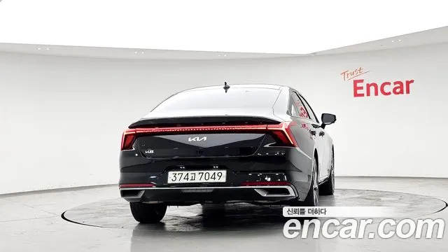 Kia K8 — Фото автомобиля 4