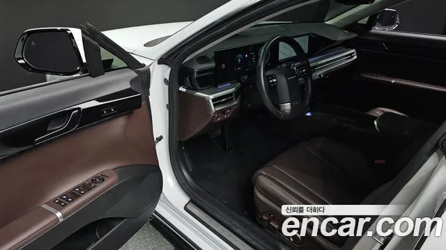 Hyundai Grandeur GN7 — Фото автомобиля 10