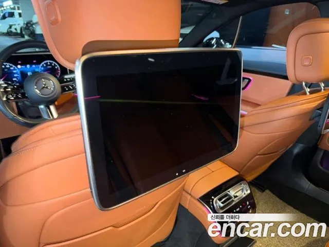 Mercedes-Benz S-Class — Фото автомобиля 14